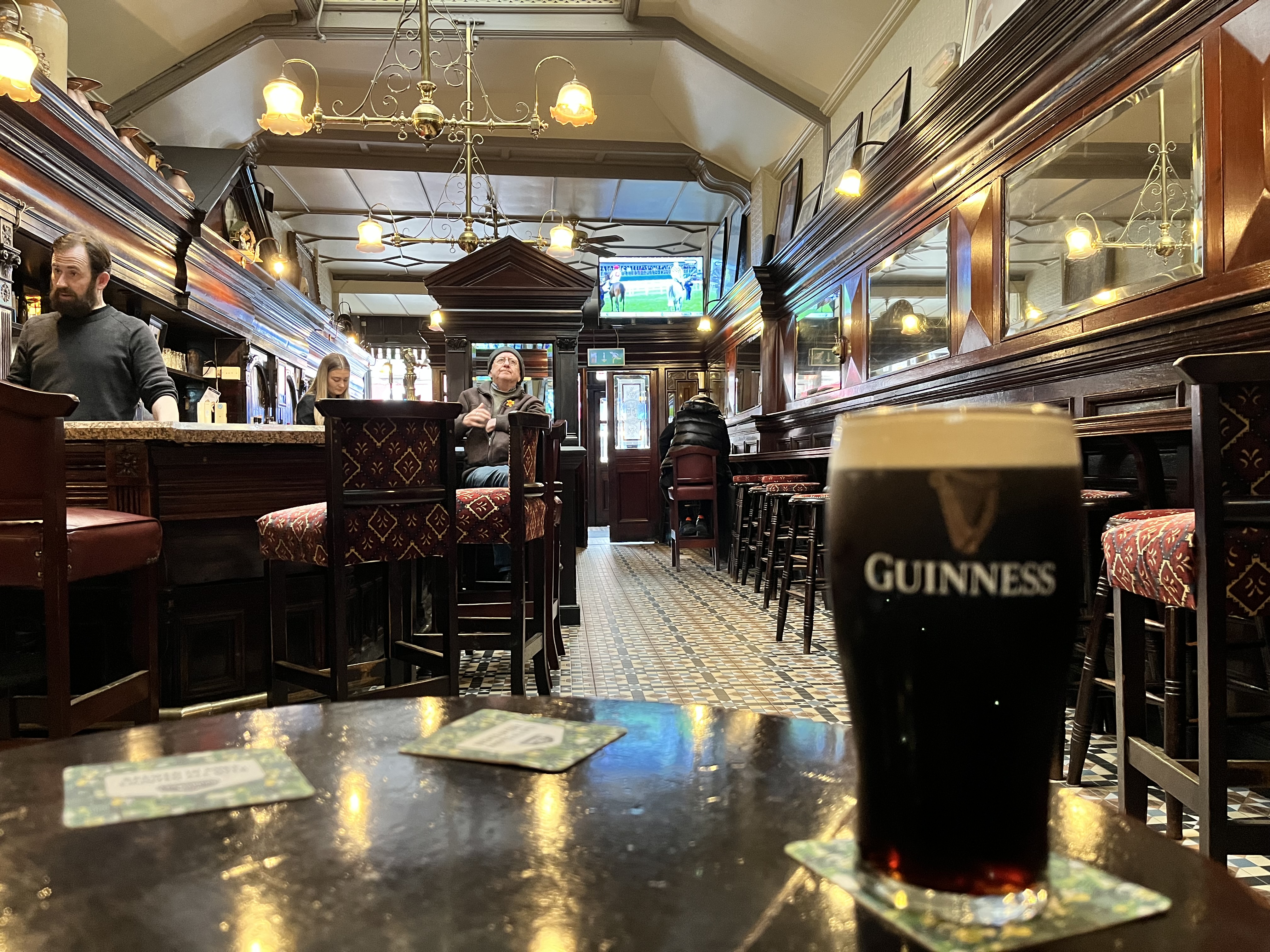 Weirdo Guide to Dublin Pubs: The Hut thumbnail